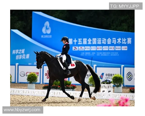 “由于咱们还年青，所以咱们敢拼！”上海队获十五运盛装舞步团体冠军